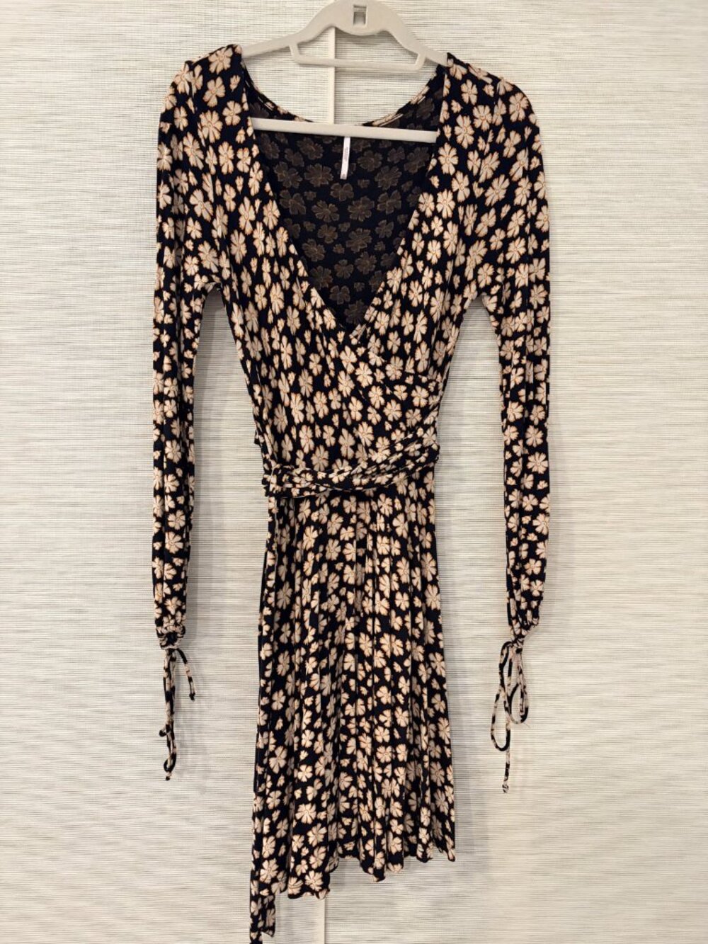 Free People Wrap Dress Womens XS Black Floral Long Sleeve Tie Cuff Mini Rayon